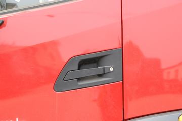 �������ó� ���KR 245���� 6X2 8.6����ʽ�ػ���(DFH5250XXYBXV)ͼƬ