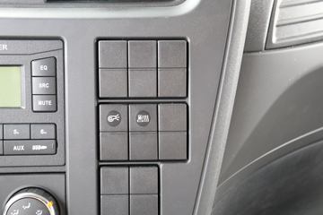 �������ó� ���KR 245���� 6X2 8.6����ʽ�ػ���(DFH5250XXYBXV)ͼƬ