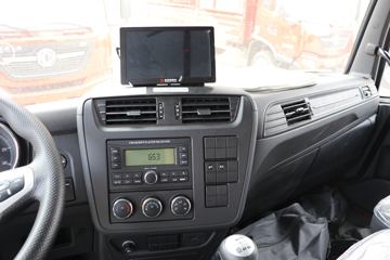 �������ó� ���KR 245���� 6X2 8.6����ʽ�ػ���(DFH5250XXYBXV)ͼƬ