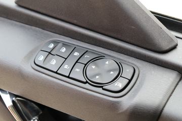 �������ó� ���KR 245���� 6X2 8.6����ʽ�ػ���(DFH5250XXYBXV)ͼƬ