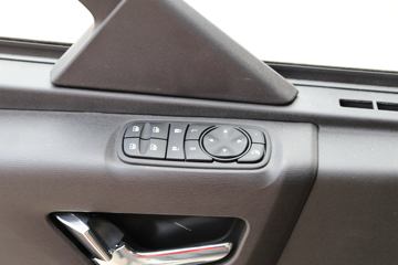 �������ó� ���KR 245���� 6X2 8.6����ʽ�ػ���(DFH5250XXYBXV)ͼƬ