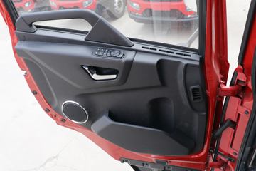 �������ó� ���KR 245���� 6X2 8.6����ʽ�ػ���(DFH5250XXYBXV)ͼƬ