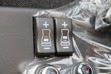 �������ó� ���KR 245���� 6X2 8.6����ʽ�ػ���(DFH5250XXYBXV)ͼƬ