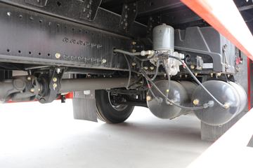 �������ó� ���KR 245���� 6X2 8.6����ʽ�ػ���ͼƬ