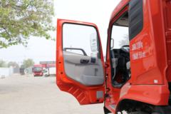 东风商用车 天锦重卡 310马力 8X4 6米自卸车(DFH3310B2)