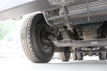 �������ó� ����ؿ� 310���� 8X4 6����ж��(DFH3310B2)ͼƬ