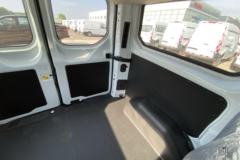 江铃汽车 新全顺 2020款 121马力 6座 短轴 2.0T柴油 低顶多功能商务车