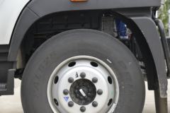 福田 欧航R系 210马力 4X2 6.8米载货车底盘(BJ1186VKPFK-A1)