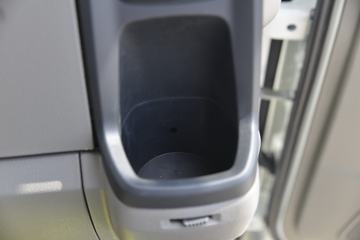 ���� �������� ��������ͨ�� 129���� 4.08�׵�����ʽ�Ῠ(����)(JX5042XXYXGC2)ͼƬ