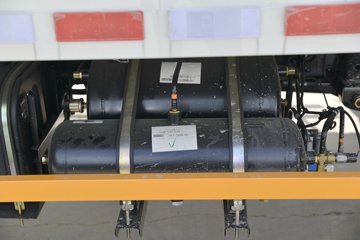 ���� �������� ��������ͨ�� 129���� 4.08�׵�����ʽ�Ῠ(����)(JX5042XXYXGC2)ͼƬ