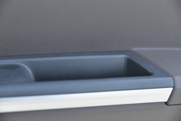���� ����ǿ���� 152���� 4X2 ����������ͼƬ