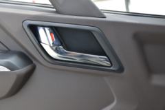 江铃 凯运强劲版 152马力 4X2 垃圾车底盘(JX1083TG26)