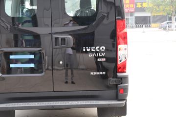 �Ͼ���ά�� ŷʤ 122���� 2.3T�ֶ� 5�� �Ͷ�����;���ó�ͼƬ