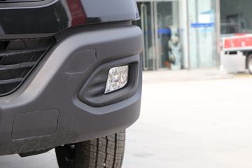 �Ͼ���ά�� ŷʤ 122���� 2.3T�ֶ� 5�� �Ͷ�����;���ó�ͼƬ