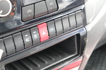 �Ͼ���ά�� ŷʤ 122���� 2.3T�ֶ� 5�� �Ͷ�����;���ó�ͼƬ