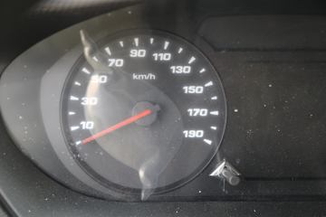 �Ͼ���ά�� ŷʤ 122���� 2.3T�ֶ� 5�� �Ͷ�����;���ó�ͼƬ