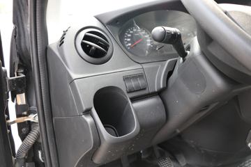 �Ͼ���ά�� ŷʤ 122���� 2.3T�ֶ� 5�� �Ͷ�����;���ó�ͼƬ