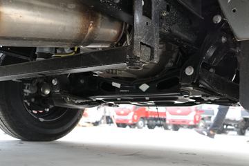 �Ͼ���ά�� ŷʤ 122���� 2.3T�ֶ� 5�� �Ͷ�����;���ó�ͼƬ