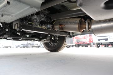 �Ͼ���ά�� ŷʤ 122���� 2.3T�ֶ� 5�� �Ͷ�����;���ó�ͼƬ