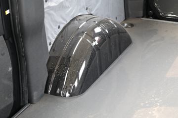 �Ͼ���ά�� ŷʤ 122���� 2.3T�ֶ� 5�� �Ͷ�����;���ó�ͼƬ