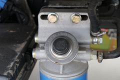 跃进 福运X500-33 143马力 4.2米单排栏板轻卡(SH1042KFDCWZ4)