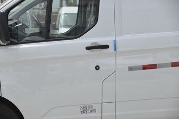 �������� ��ȫ˳ 2019�� 121���� 3�� ���� 2.0T���� �Ͷ���ջ���ͼƬ