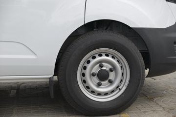 �������� ��ȫ˳ 2019�� 121���� 3�� ���� 2.0T���� �Ͷ���ջ���ͼƬ