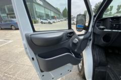 江铃汽车 新世代全顺 2019款 136马力 6座 短轴 2.2T高顶多功能车