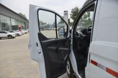 江铃汽车 新全顺 2019款 121马力 3座 2.0T柴油 中顶封闭货车