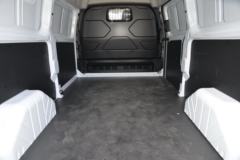 江铃汽车 新全顺 2019款 121马力 3座 2.0T柴油 中顶封闭货车