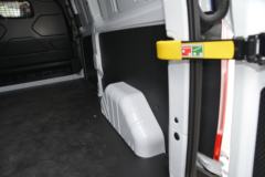 江铃汽车 新全顺 2019款 121马力 3座 2.0T柴油 中顶封闭货车