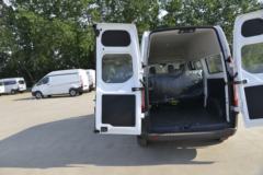 江铃汽车 新全顺 2020款 121马力 6座 短轴 2.0T柴油 中顶多功能商务车