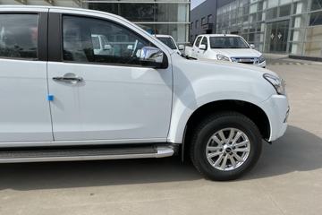 ʮ D-MAX 2019  1.9T  Զ ˫Ƥ()ͼƬ