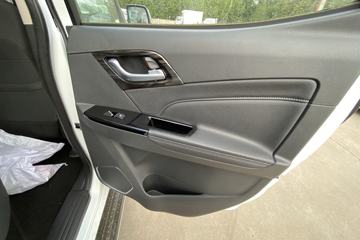 ������ʮ�� D-MAX 2019�� ������ 1.9T���� ���� �Զ� ˫��Ƥ��(����)ͼƬ