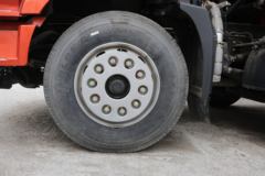 大运 风驰重卡 300马力 8X4 6米自卸车(DYQ3311D5FB)