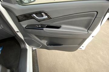 ������ʮ�� D-MAX 2019�� ������ 1.9T���� ���� �Զ� ˫��Ƥ��(����)ͼƬ