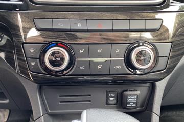 ������ʮ�� D-MAX 2019�� ������ 1.9T���� ���� �Զ� ˫��Ƥ��(����)ͼƬ