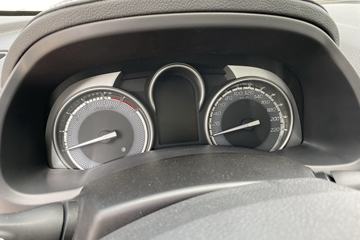 ������ʮ�� D-MAX 2019�� ������ 1.9T���� ���� �Զ� ˫��Ƥ��(����)ͼƬ