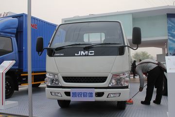 江铃 凯锐 102马力 3.1米单排栏板轻卡(JX1031TAA4)