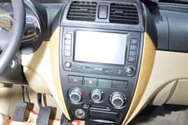 东风小康C37&nbsp;VAN/轻客驾驶室图片