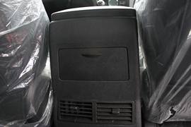 锐铃&nbsp;皮卡驾驶室                                               图片