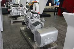 上菲红N6.240 240马力 6L 国三 柴油发动机