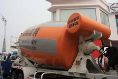 广汽日野 700系列 350马力 8X4 搅拌车(YC5310GJBFY2PU)