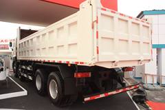 广汽日野 700系列重卡 380马力 8X4 7.6米自卸车(YC3310FY2PW)
