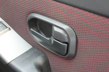 ���� ���� 2012�� ���� 2.8L���� ����Ƥ��(�Ҷ�)ͼƬ