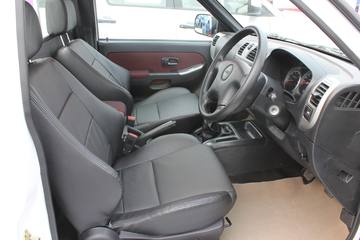 ���� ���� 2012�� ���� 2.8L���� ����Ƥ��(�Ҷ�)ͼƬ