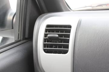 ���� ���� 2012�� ���� 2.8L���� ����Ƥ��(�Ҷ�)ͼƬ