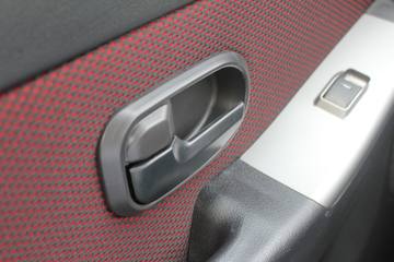 ���� ���� 2012�� ���� 2.8L���� ����Ƥ��(�Ҷ�)ͼƬ