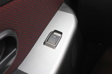 ���� ���� 2012�� ���� 2.8L���� ����Ƥ��(�Ҷ�)ͼƬ
