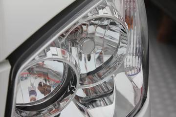 ���� ���� 2012�� ���� 2.8L���� ����Ƥ��(�Ҷ�)ͼƬ